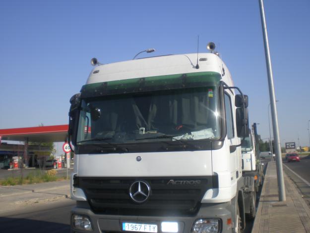 vendo camion mercedez actros