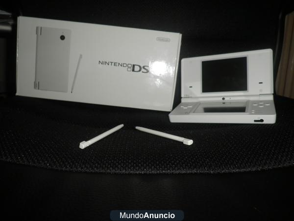 VENDO NINTENDO DSI EN BLANCO NUEVA