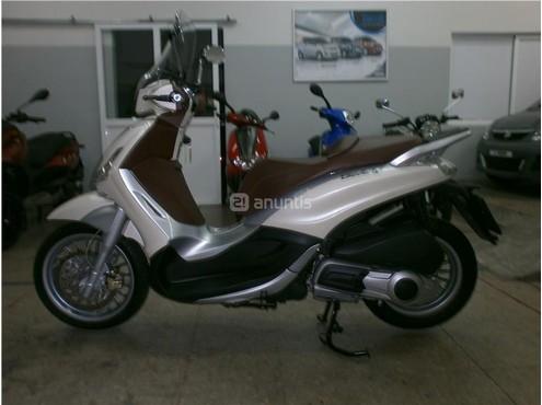 PIAGGIO beverly 300 ie