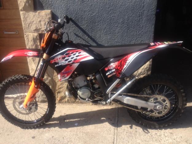 Se vende ktm exc 200