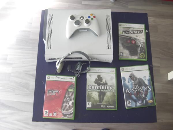 x box 360  poco uso. la a tenido una chica