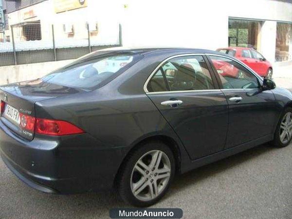 Honda Accord 2.2i-CTDi Executive 12 Meses