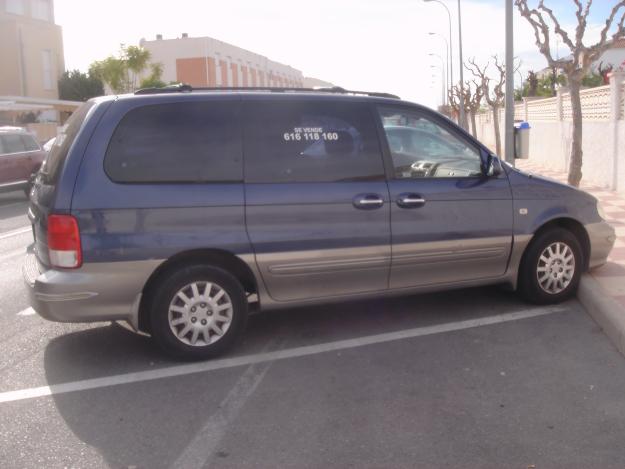 SE VENDE KIA CARNIVAL 2.9 CDRI EX