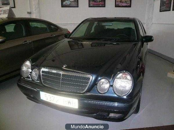 Mercedes-Benz Clase E E 240 ELEGANCE