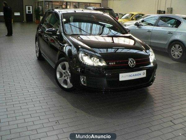 Volkswagen Golf 2.0 TSI 210cv DSG 6 vel GTI