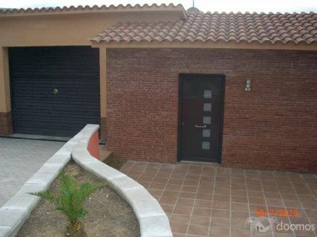 Casa 220m2 Jardin, barbacoa y piscina en parcela de 950m2