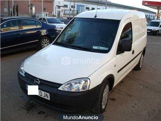 Opel Combo 1.3 CDTI Essentia