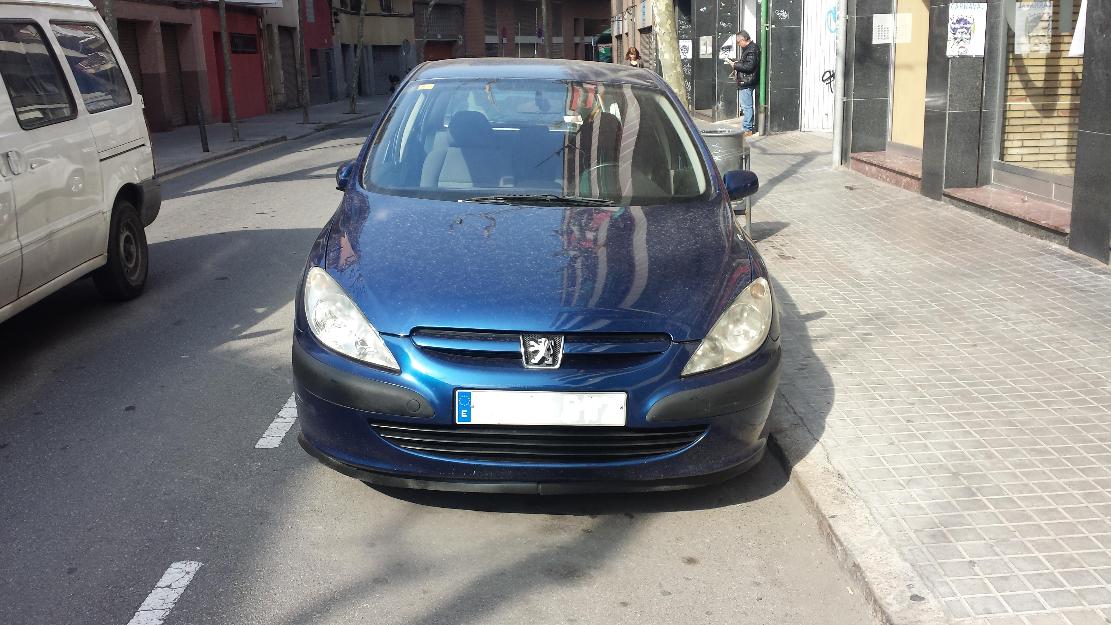 Peugeot 307 xr 1.6 5 puertas año 2002