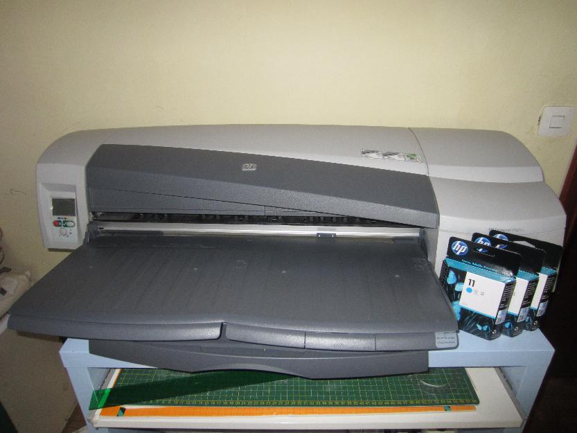 Plotter HP 110 Plus + 3 cartuchos HP 11