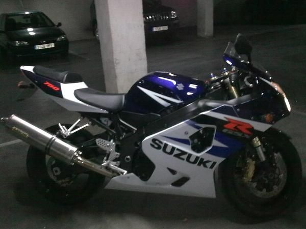 Suzuki GSX 750-R