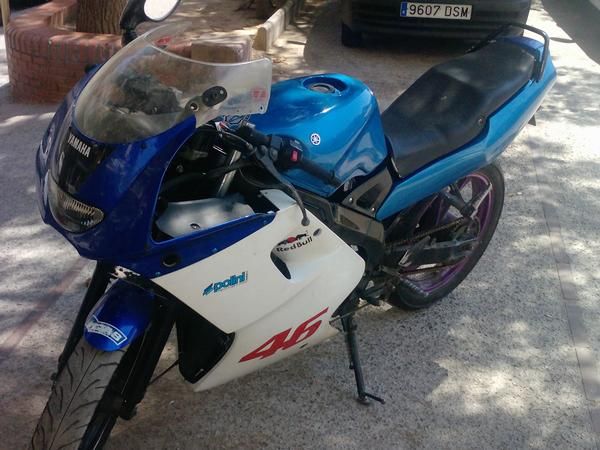 Yamaha tzr del 2002 en perfecto estado