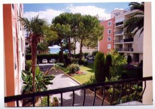 Apartamento : 2/4 personas - vistas a mar - menton  alpes maritimos  provenza-alpes-costa azul  francia