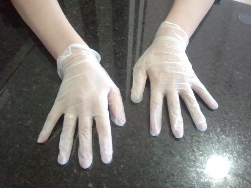 Guantes de vinilo con polvo