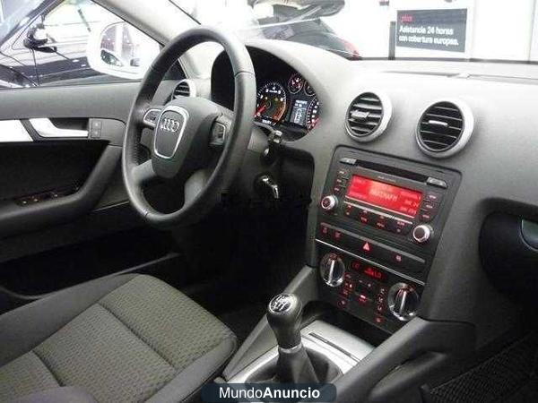 Audi A3 Sportback 1.6 TDI 105cv Ambie