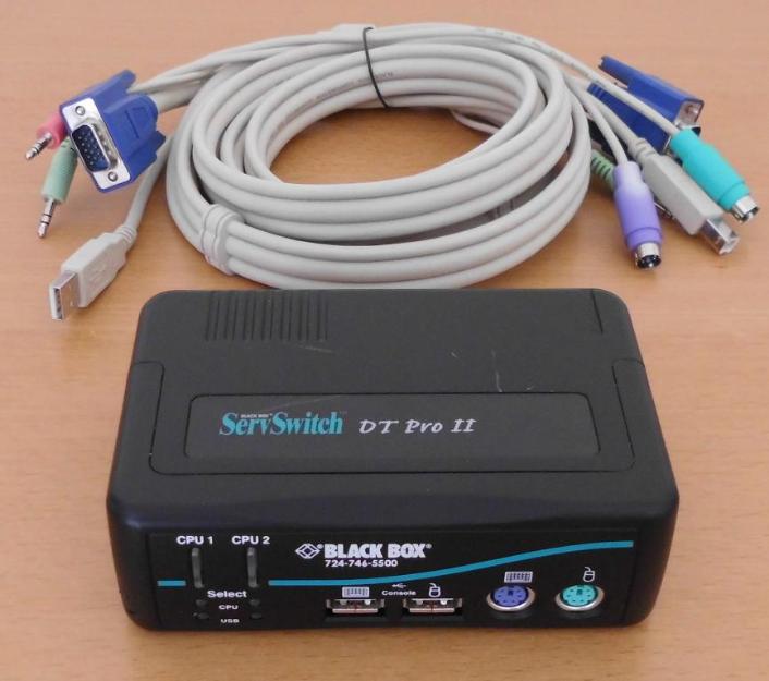 Black Box ServSwitch DT Pro II. conmutador de sobremesa. USADO