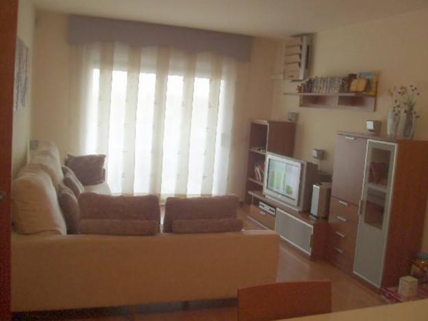 VENDO MUEBLES DE COMEDOR MODERNOS SEMI NUEVOS GIRONA