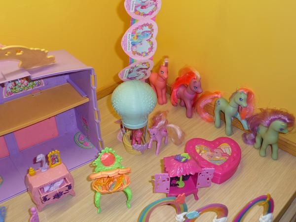 CASITA MI PEQUEÑO PONY   + 6 PONYS