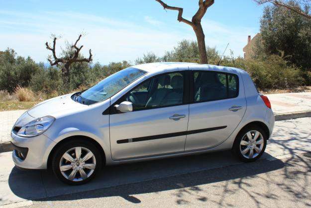 Vendo Renault Clio Luxe Privilige Auto 1.6 (110cv)