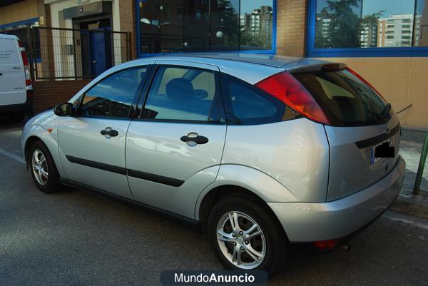 Ford FOCUS 1.6  ghia 16v 100 cv