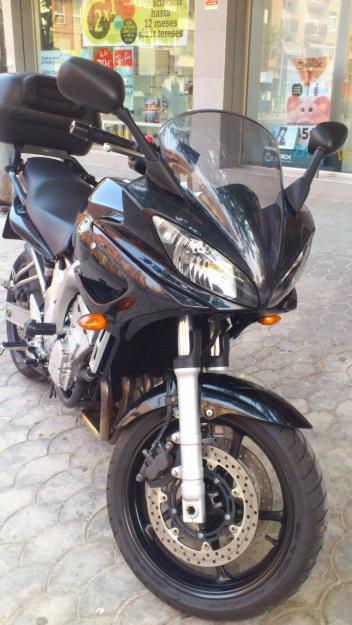 YAMAHA FAZER Fz6 600 + EQUIPAMIENTO COMPLETO