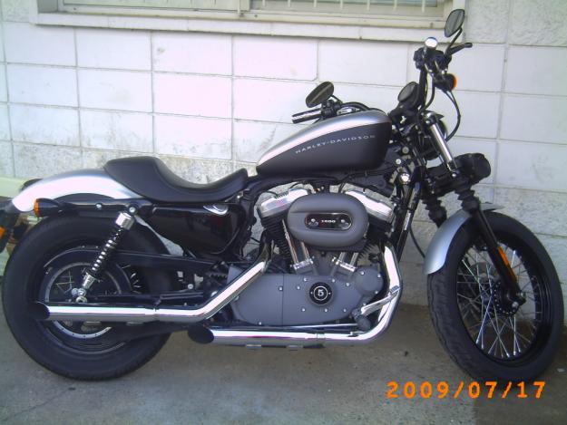 HARLEY DAVIDSON NIGHTSTER 1200 BICOLOR