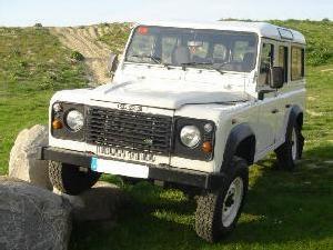 Venta de coche Land Rover Defender  9 Plazas '04 en Madrid