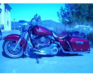 HARLEY DAVIDSON FLHR ROAD KING