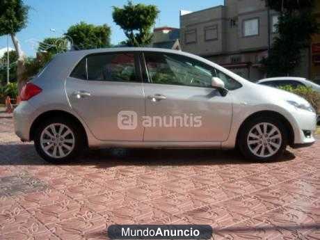 Toyota Auris 1.4 VVTi Auris