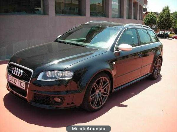 Audi RS4 AVANT 4.2