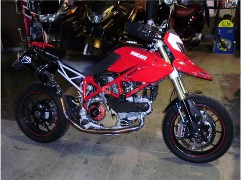 DUCATI HYPERMOTARD 1100 S