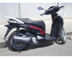 HONDA SCOOPY SH300I TOPBOX