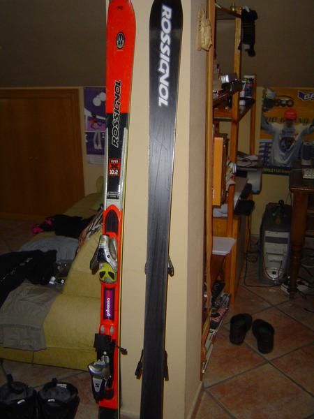 SKIS ROSSIGNOL gama alta