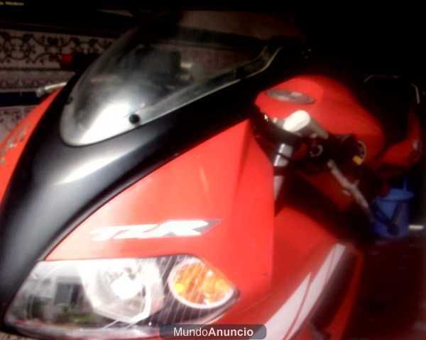 vendo moto tzr