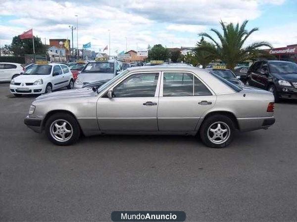 Mercedes-Benz 300 D