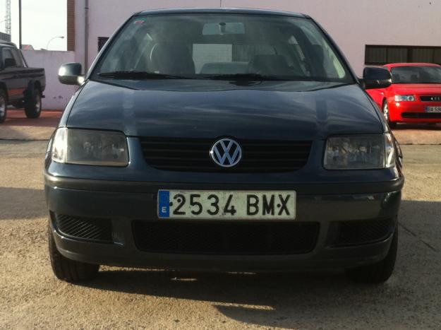 VOLKSWAGEN POLO 75 TRENDLINE 3P AÑO: 2001. 138000KM