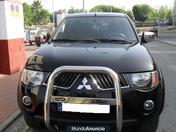 MITSUBISHI L200 2. 5 DID Double Cab Intense plus