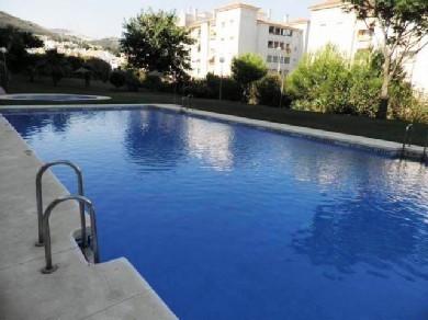 Apartamento con 2 dormitorios se vende en Benalmadena Costa, Costa del Sol