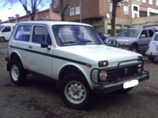 LADA NIVA EN PERFECTO ESTADO.