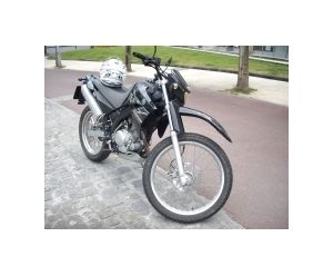 YAMAHA XT 125