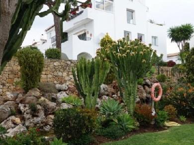 Apartamento con 2 dormitorios se vende en Estepona, Costa del Sol