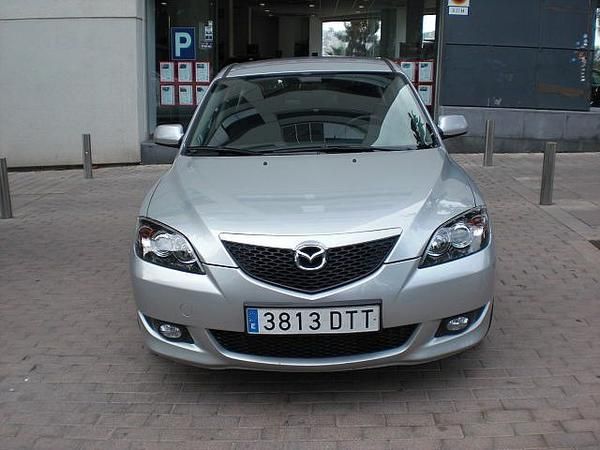 Mazda 3 1.6 CRTD Active Diésel Gris claro Metalizado