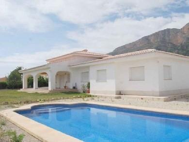 Chalet con 4 dormitorios se vende en Javea, Costa Blanca