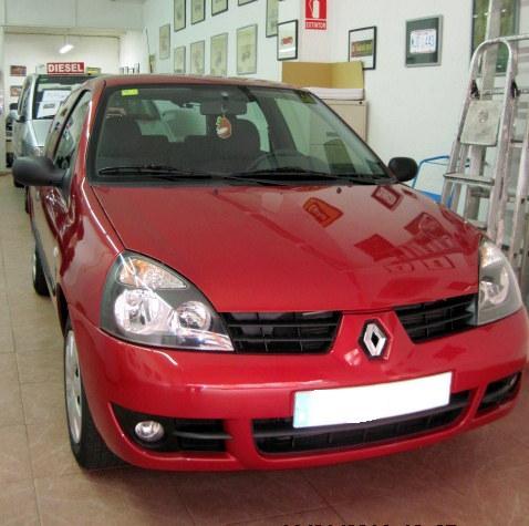 Renault Clio 12 Authentique 3p 16v Campus en Barcelona