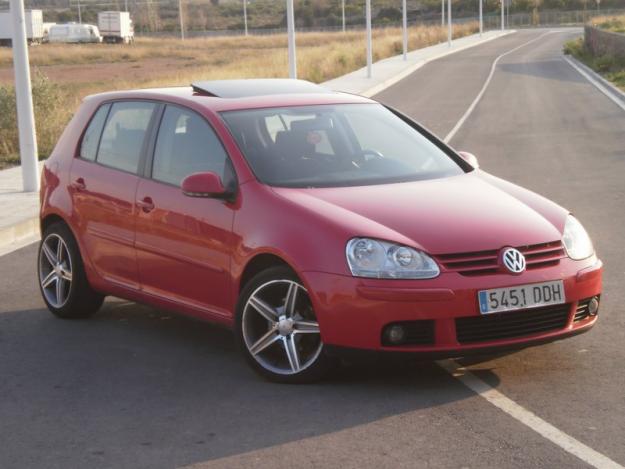 Volkswagen Golf V 105 CV