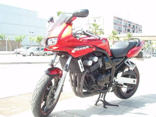 Yamaha FZ6