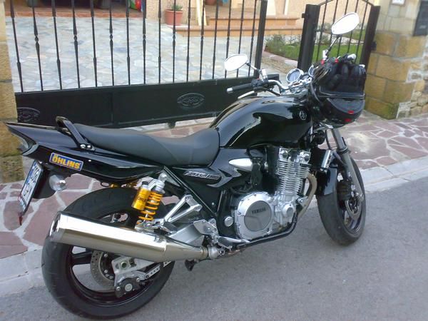 YAMAHA XJR 1300 (09)