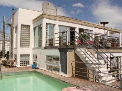 Chalet con 4 dormitorios se vende en Marbella, Costa del Sol