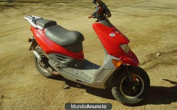 Vendo scooter hyosung rally 49 Cc