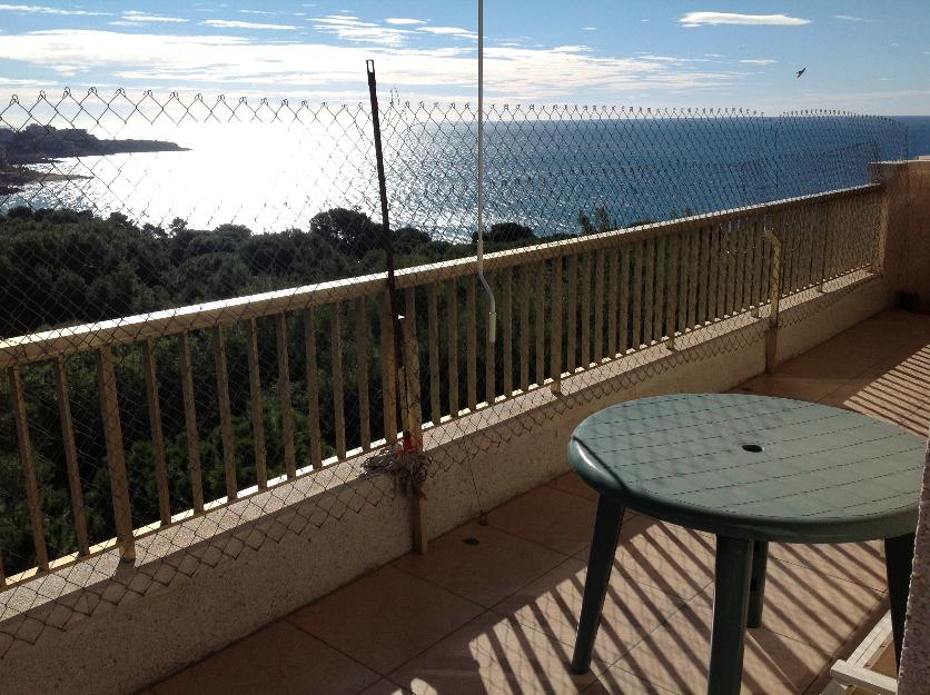 ¡¡ Apartamento en Salou con espectaculares vistas al mar !!