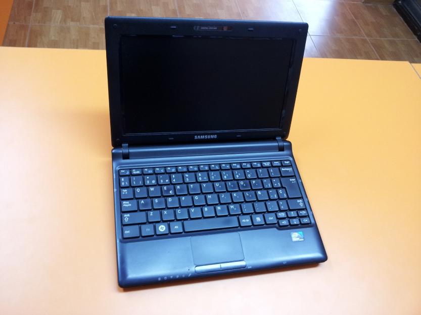 Se vende por no usar netbook samsung N145